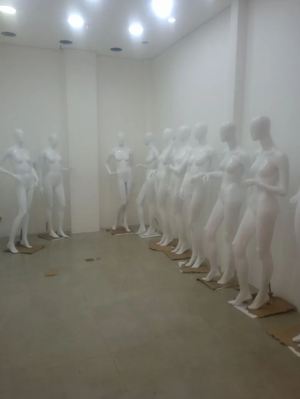manequim feminino white - Foto 4
