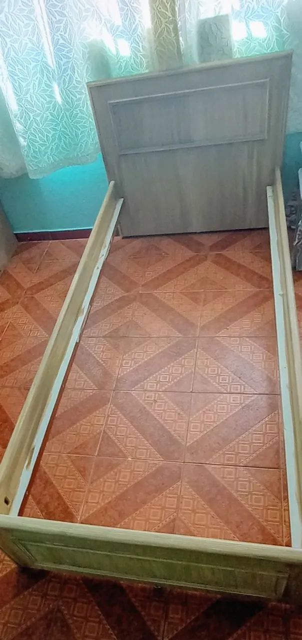 Cama de solteiro de madeira - Foto 4