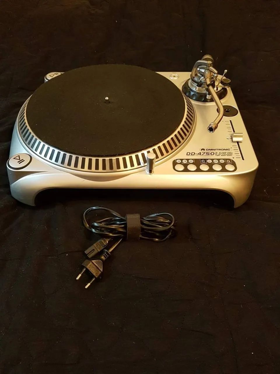 Toca Discos Omnitronic DD4750 USB - Foto 2