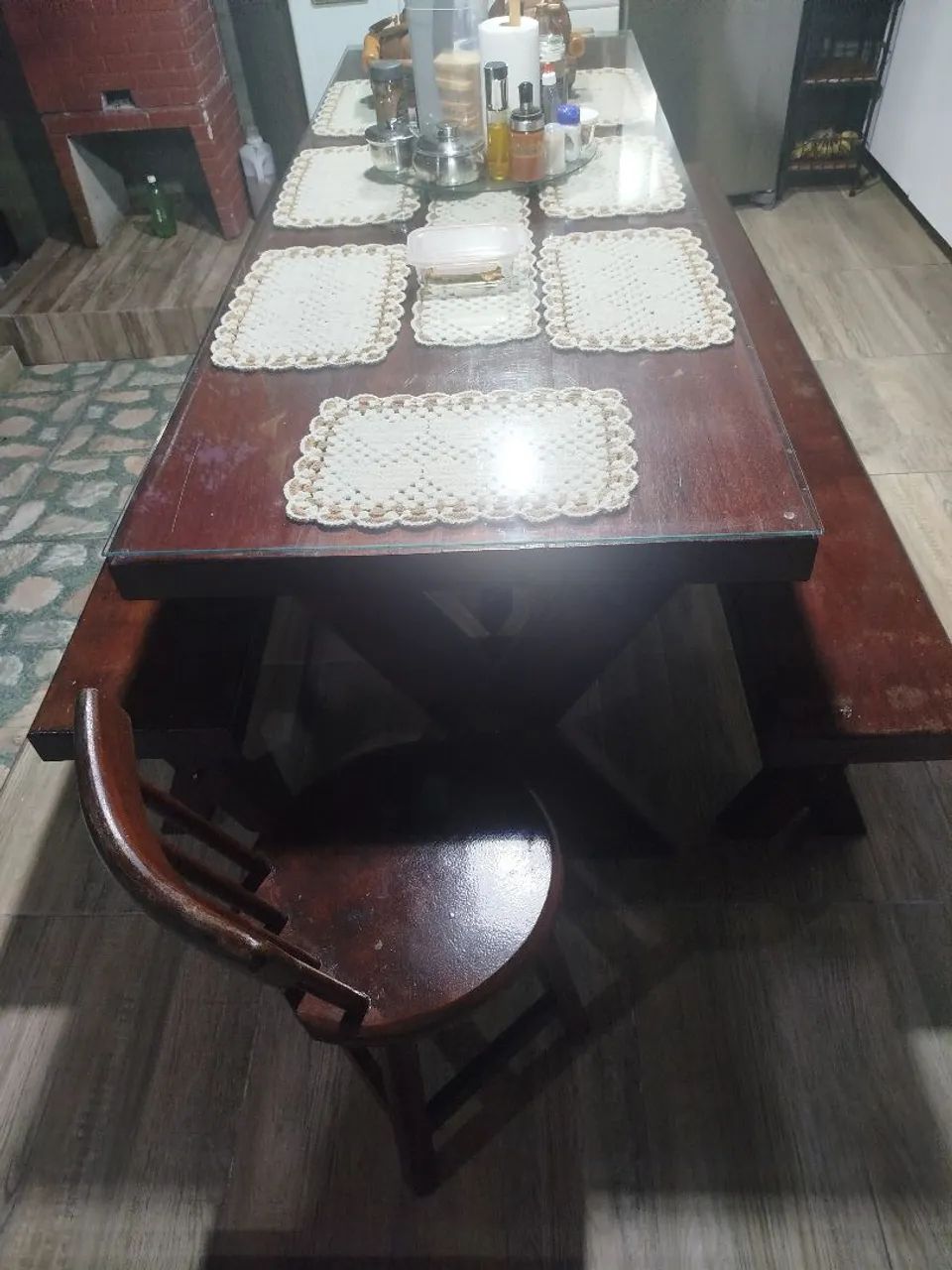 Vendo bancos+ cadeiras - Foto 2