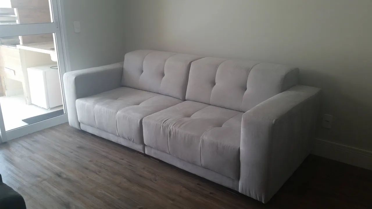 Sofá Fixo Cinza-Claro Suede - Excelente Estado!  - Foto 4