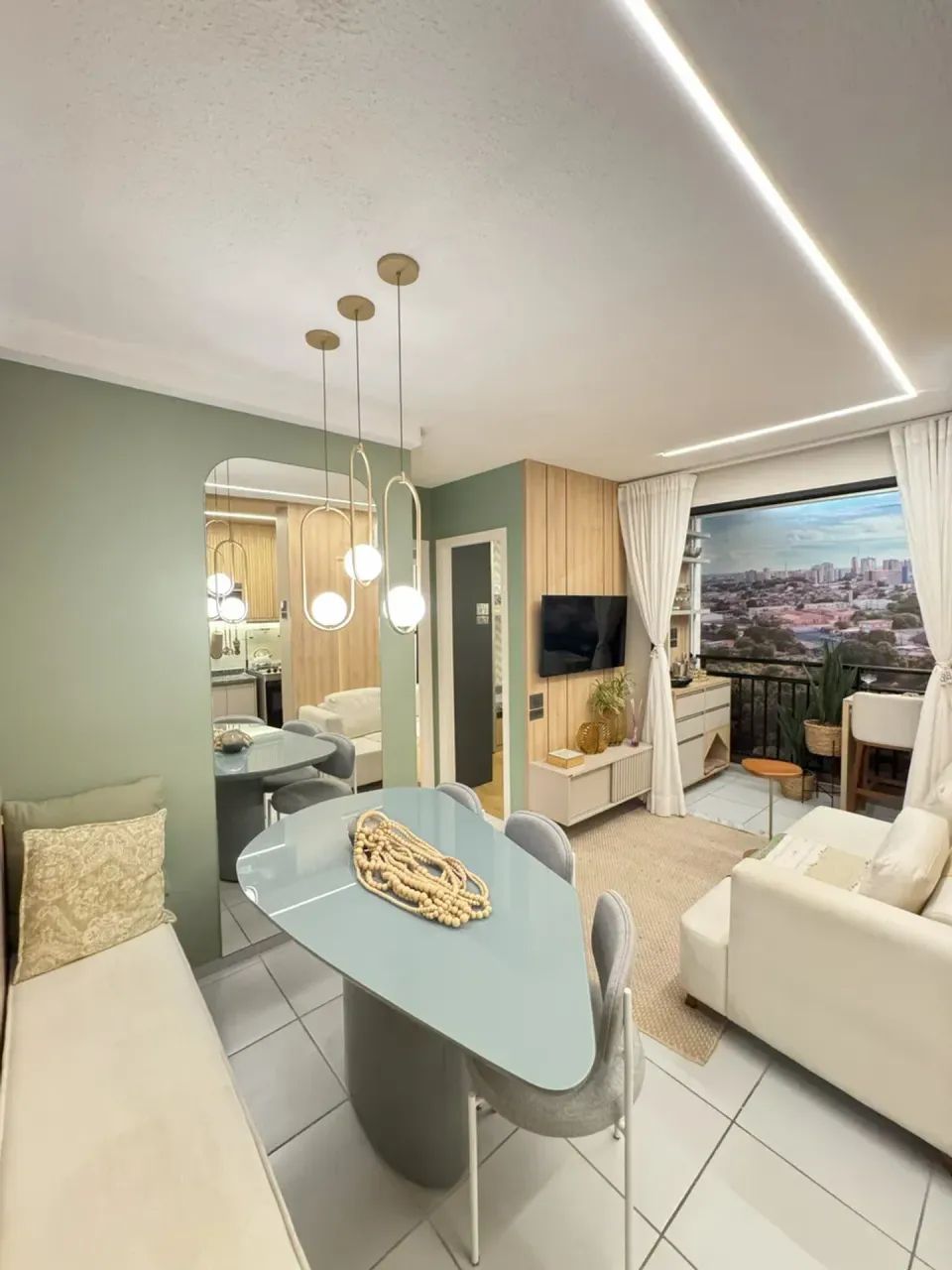 ITBI E REGISTRO GRATIS | APARTAMENTO NO ALEIXO | VARANDA, ELEVADOR, SUITE