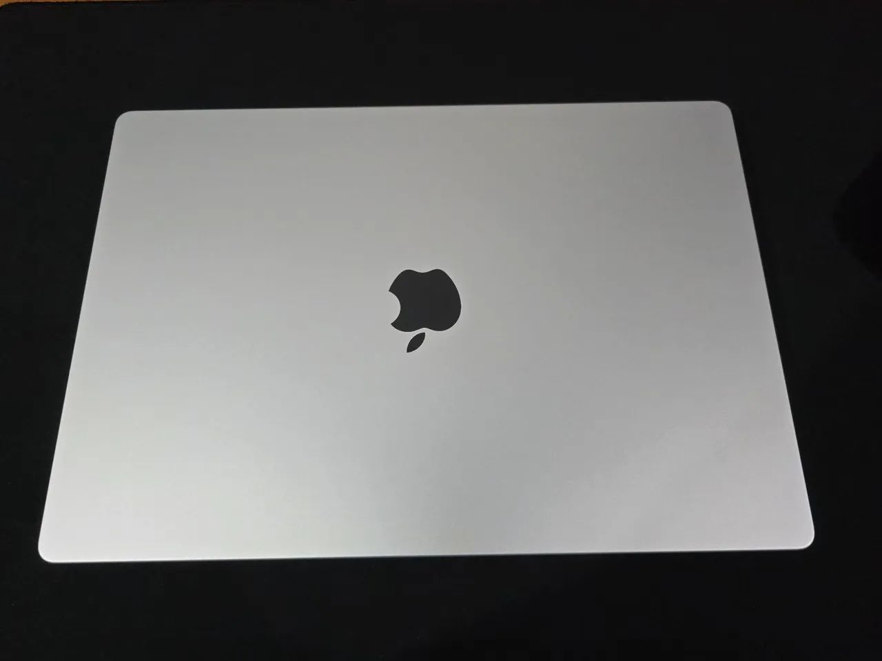 MacBook Pro 16 pol. | M4 Pro | 24 GB RAM | SSD 512 GB - Foto 2