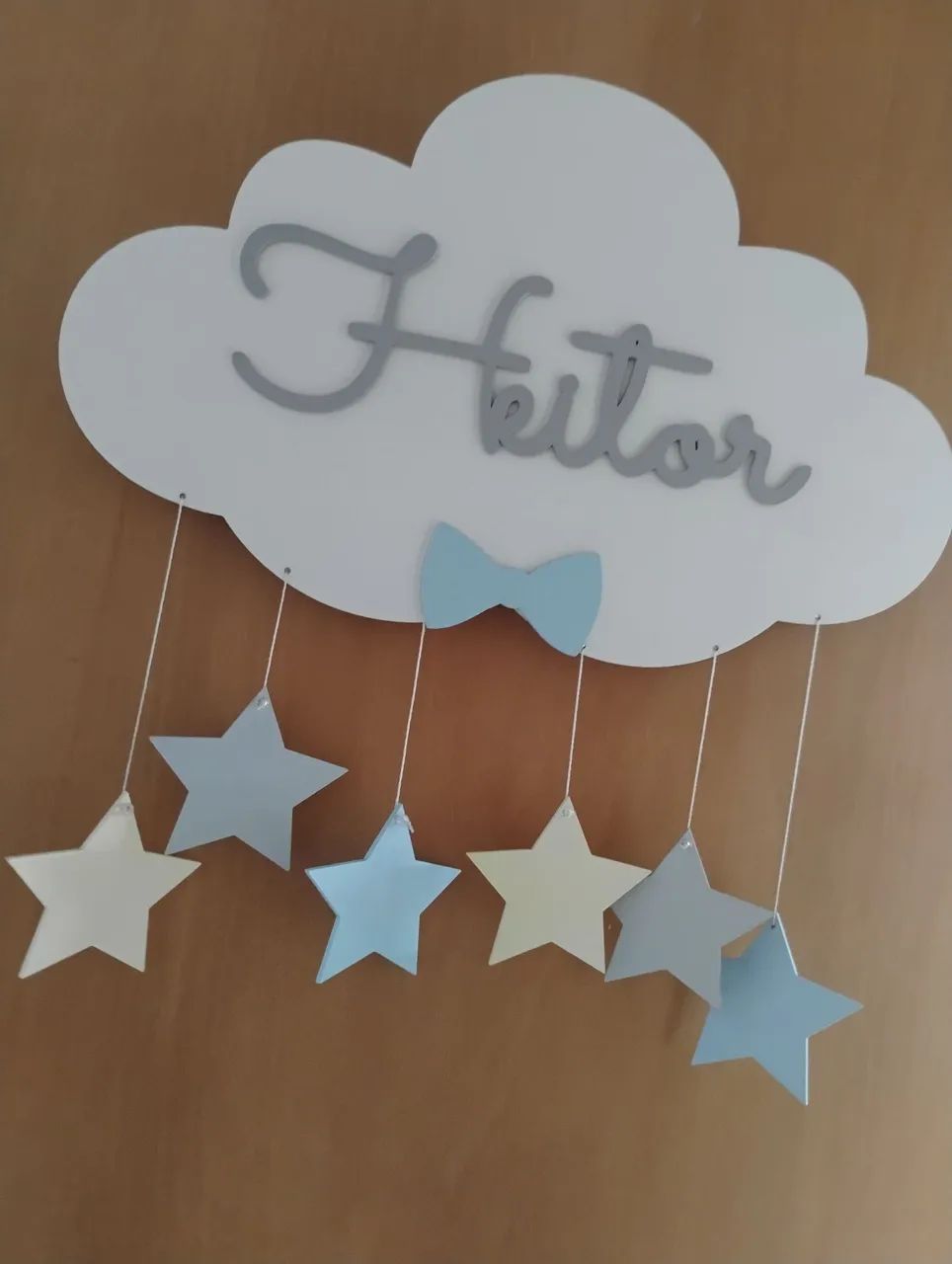 Luminária Infantil Nuvem com Luz de LED, Nome Heitor e Estrelas - Foto 3