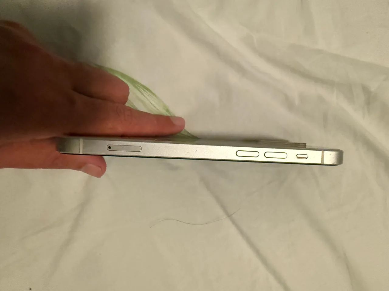 Apple iPhone 12 (128 GB) - Branco - Foto 3