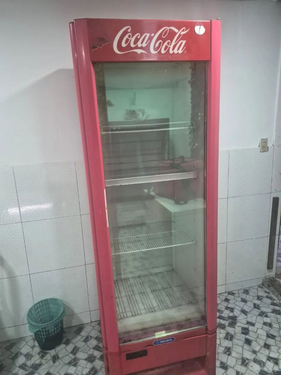 Freezer Coca Cola
