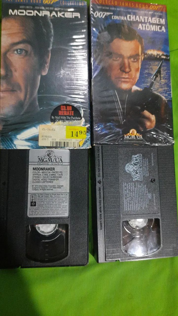 Dois VHS 007 um em inglês e outro português  - Foto 2