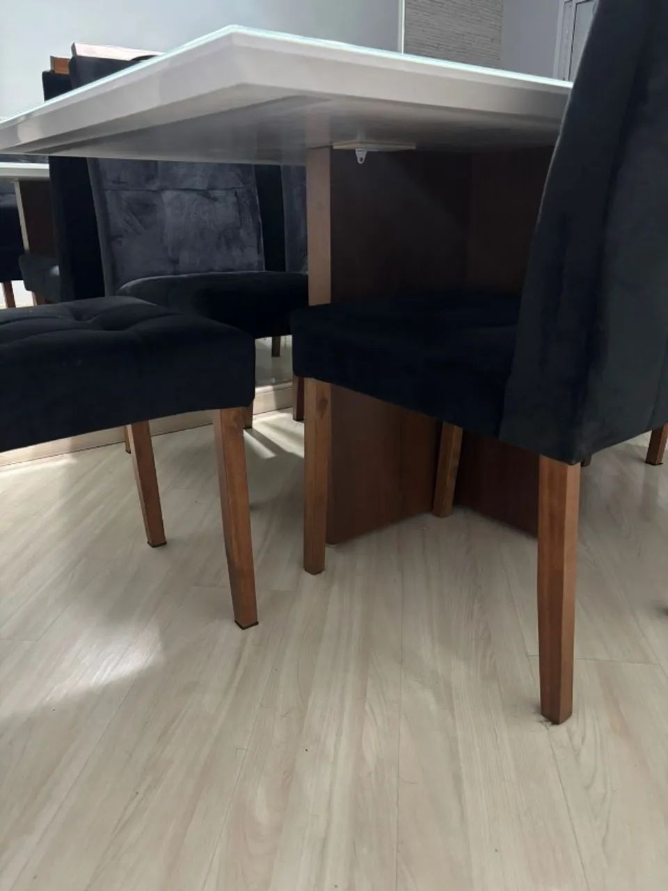 Mesa de jantar com 6 cadeiras - OPORTUNIDADE 