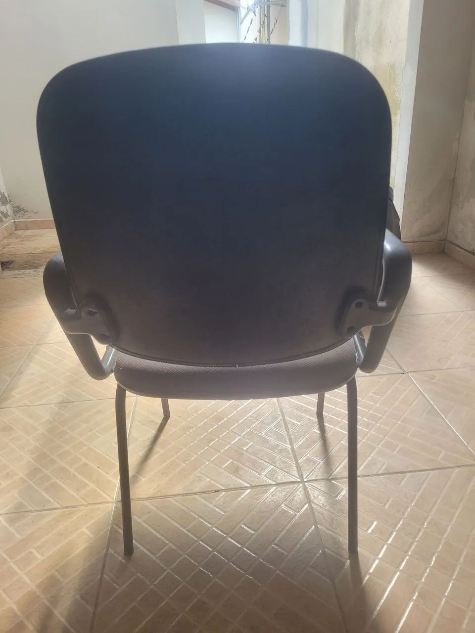 Cadeira preta - Foto 4