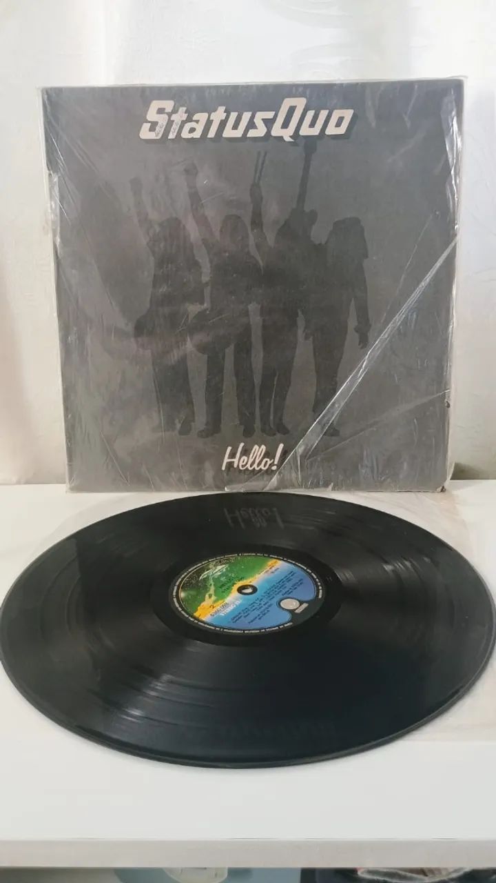Disco Vinil Status Quo Hello 1982 no estado
