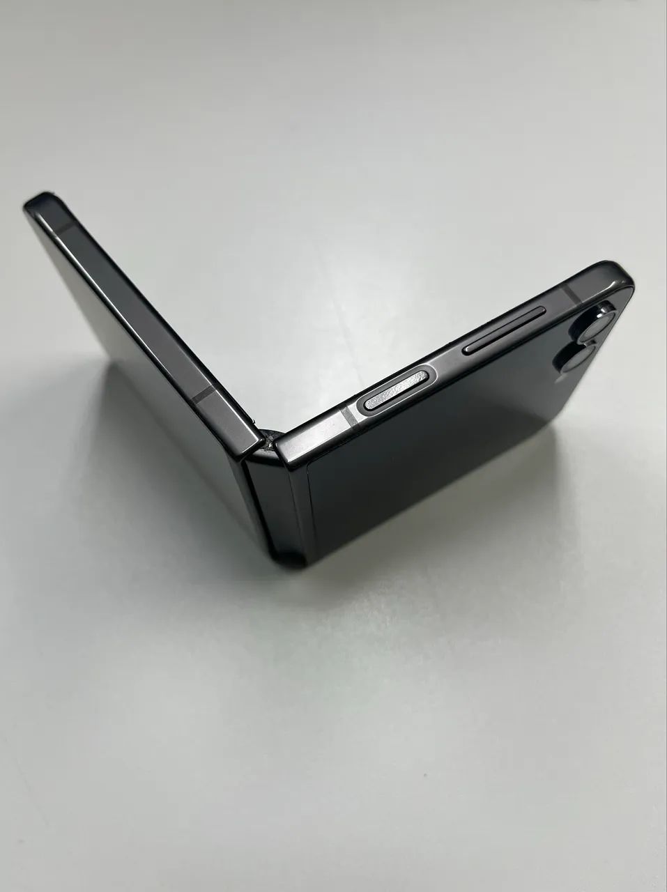 Z Flip 5 - Samsung - 512 GB - Foto 3