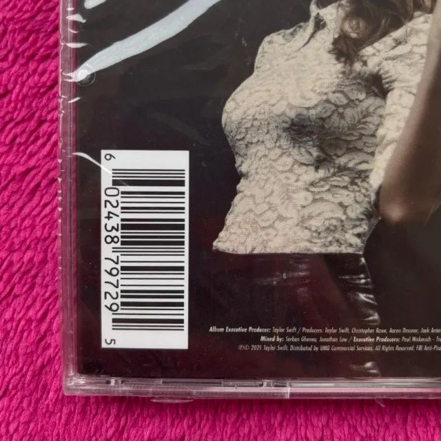 Cd Autografado RED (Taylor's Version) - Taylor Swift - Foto 3