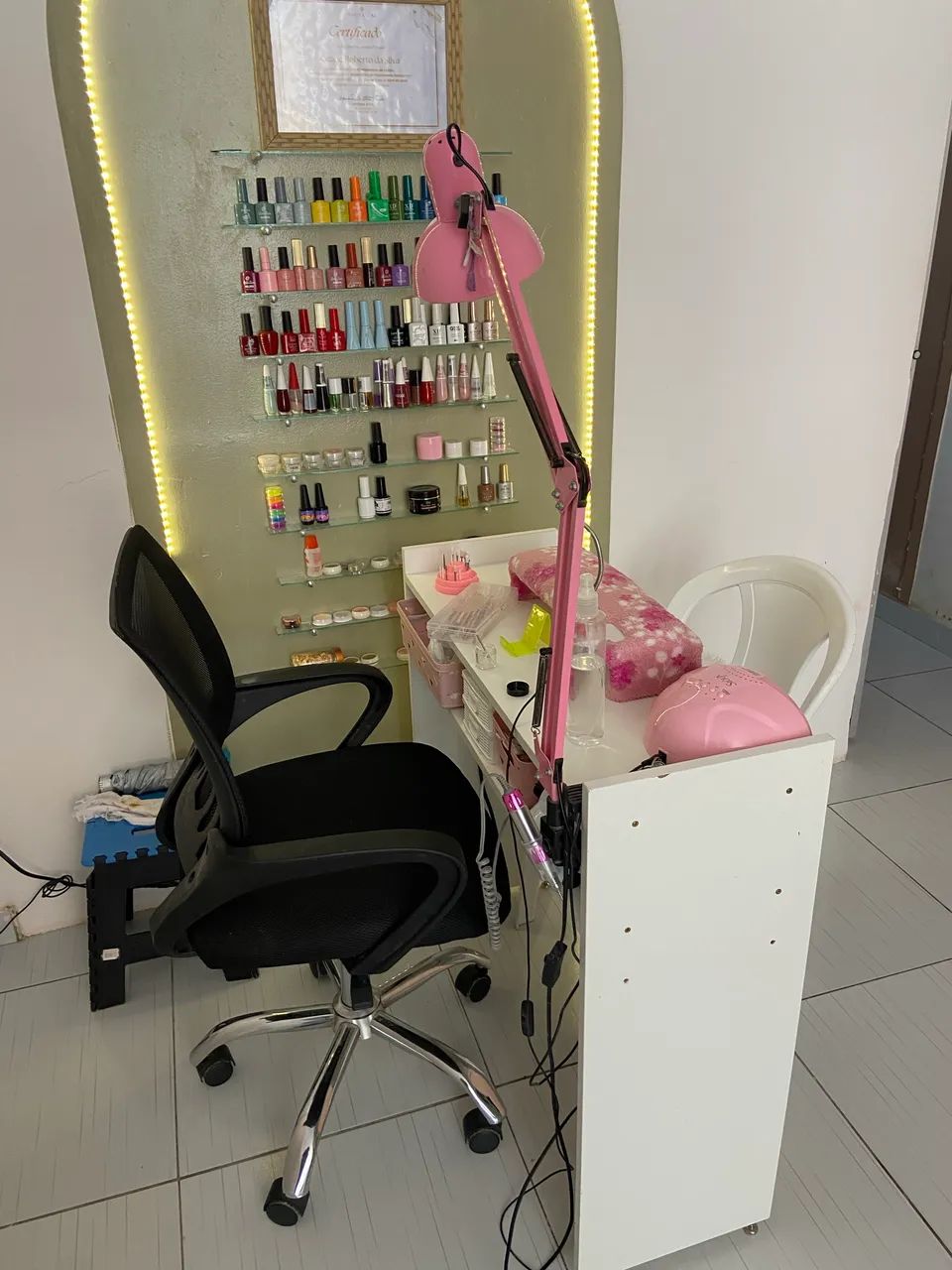 Vende-se kit completo de Nail Design 
