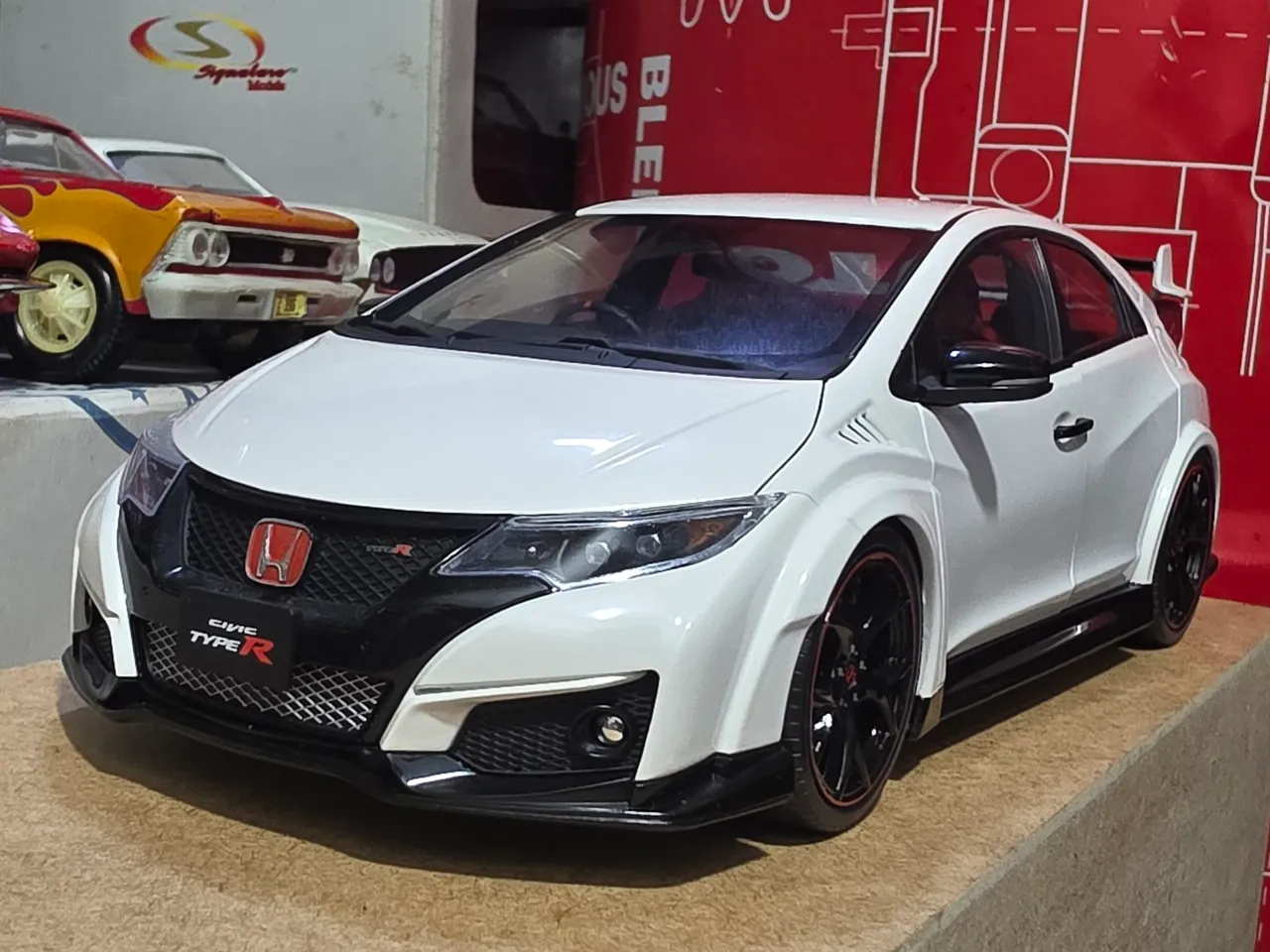 Miniatura 1.18 Honda civic type r Ebbro Premium Collection