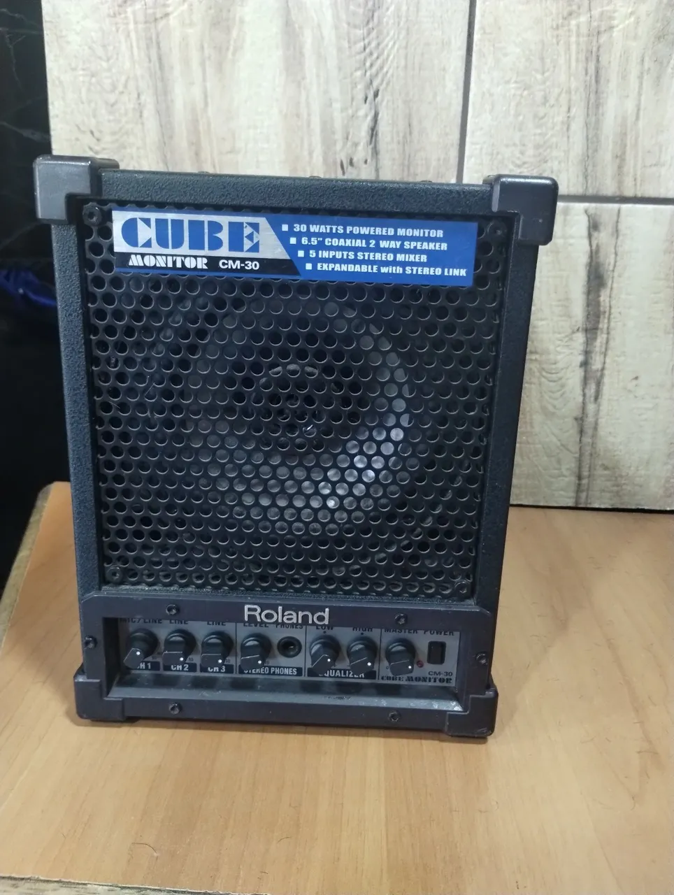 roland cm 30