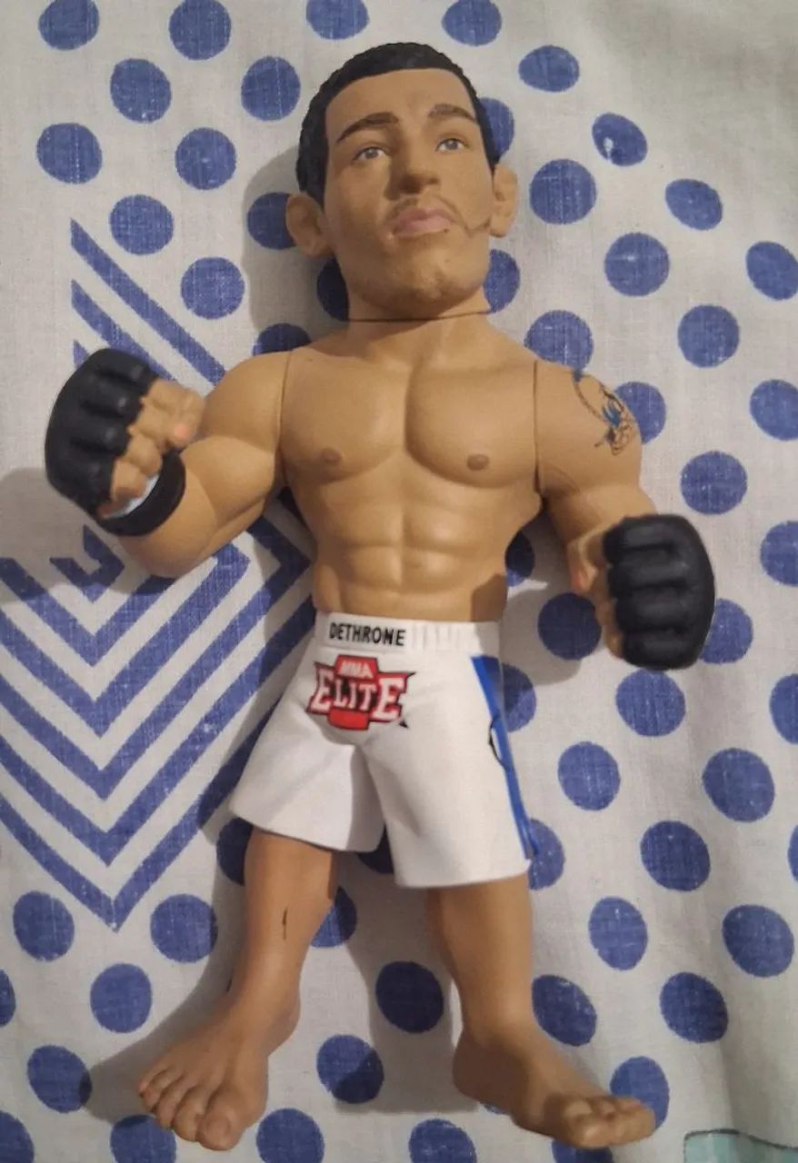 JOSÉ ALDO - BONECO UFC OFICIAL 