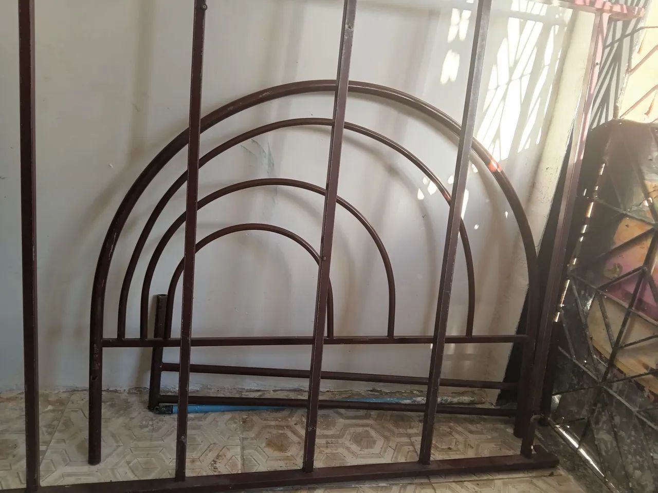 Estrado cama de casal ferro  - Foto 3