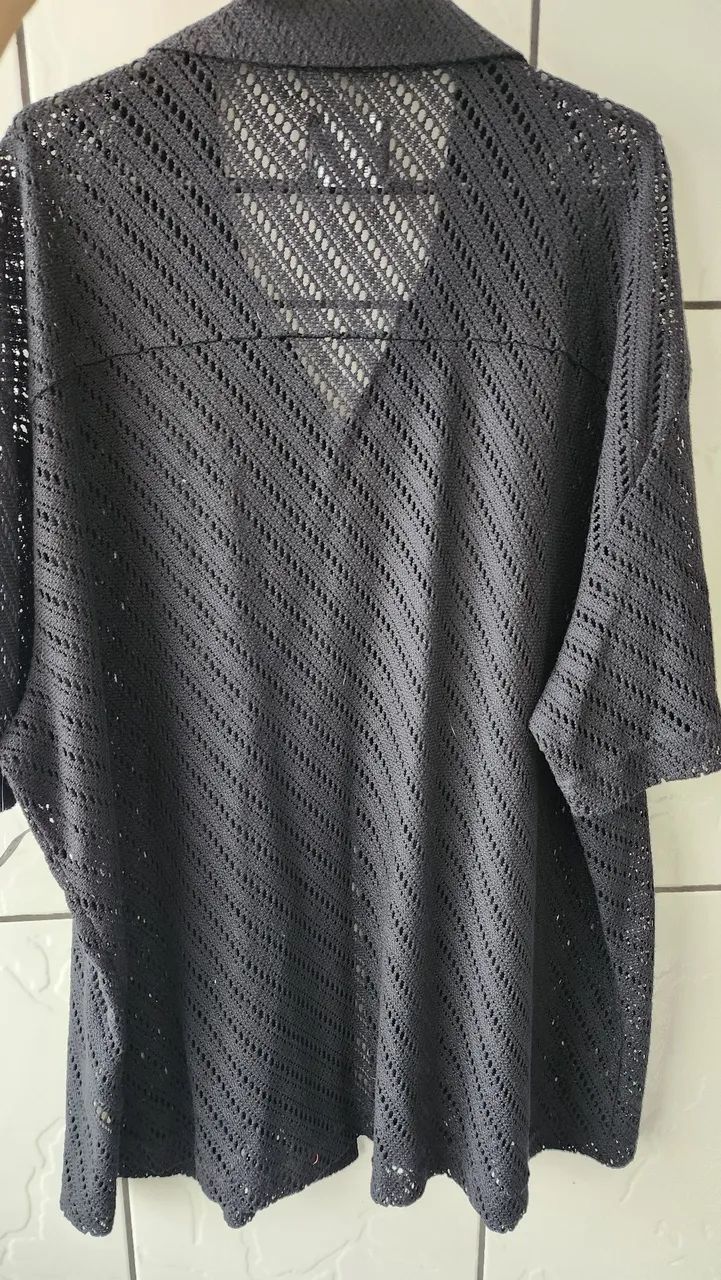 Camisa em Renda Texturizada e Manga Curta - Foto 3
