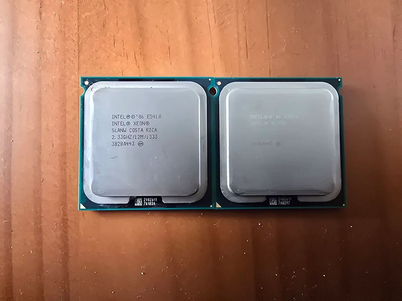 Processador Intel Xeon E5410 - 2 unidades