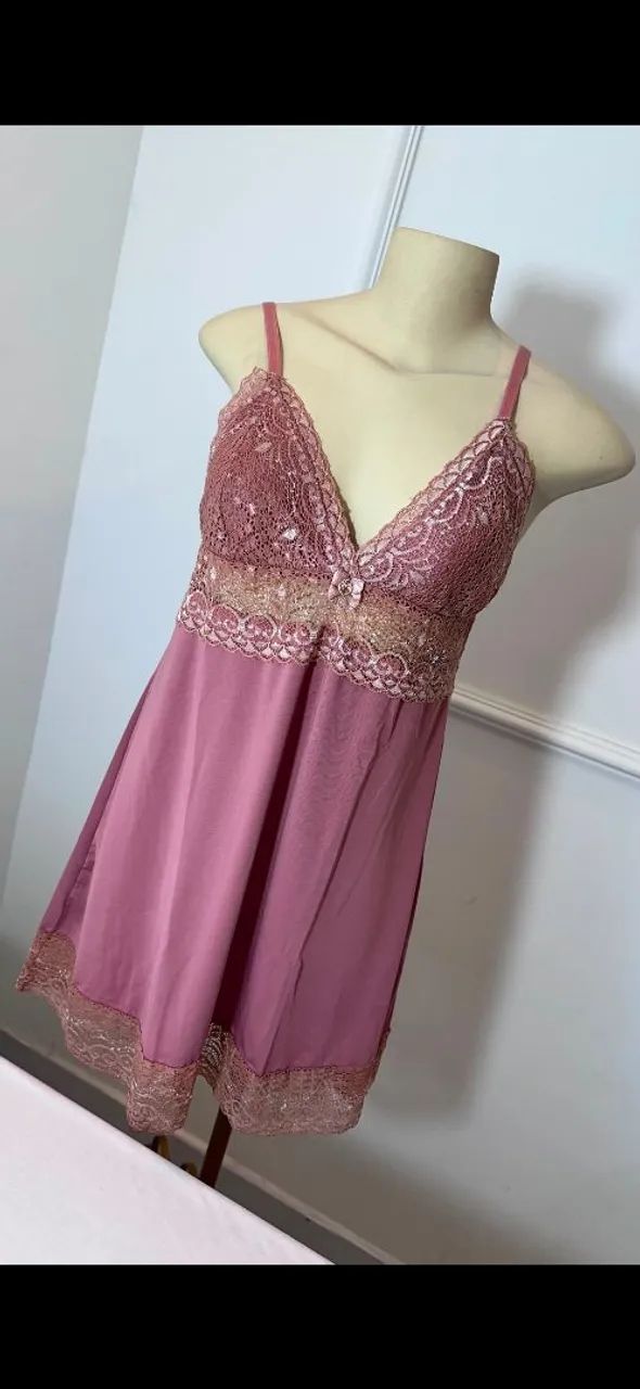 Camisola de renda 