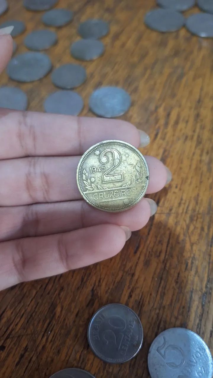 Vendo moedas antigas de colecionador 