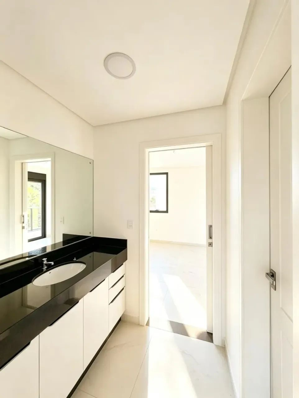 Apartamento Exclusivo com 3 Suítes no Centro de Santo Amaro da Imperatriz. - Foto 4
