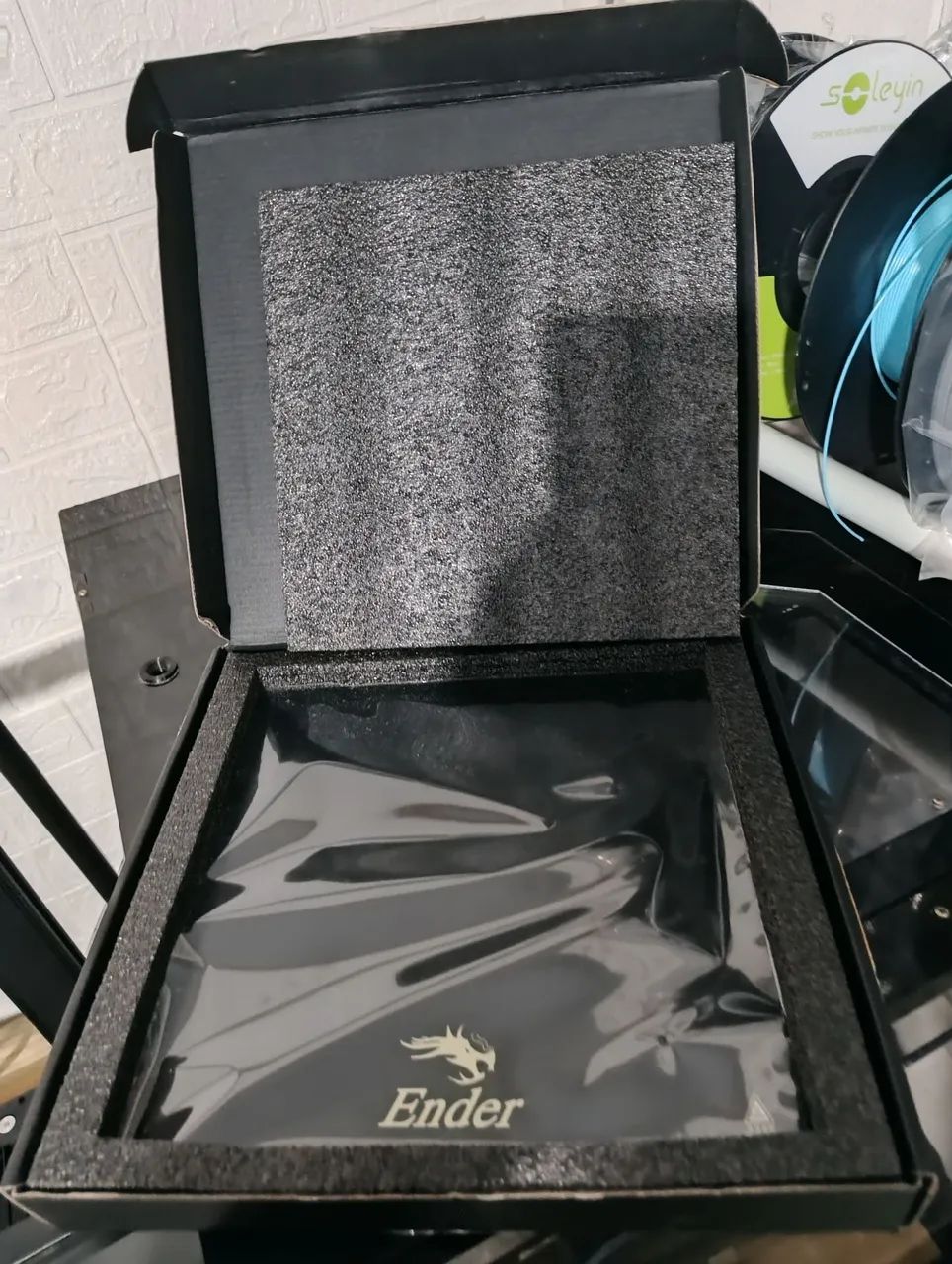 Impressora 3D Creality Ender 3 V2 com cabine fechada (enclosure). - Foto 5