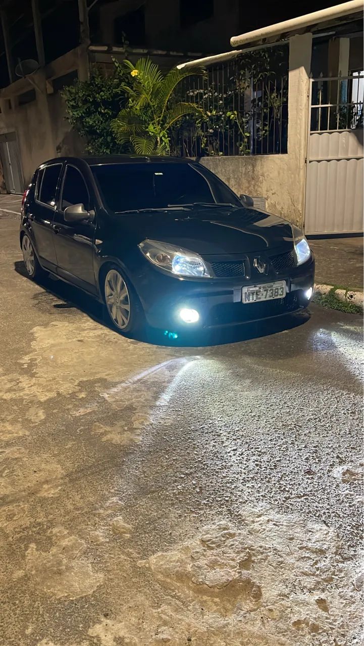 Renault Sandero 2010