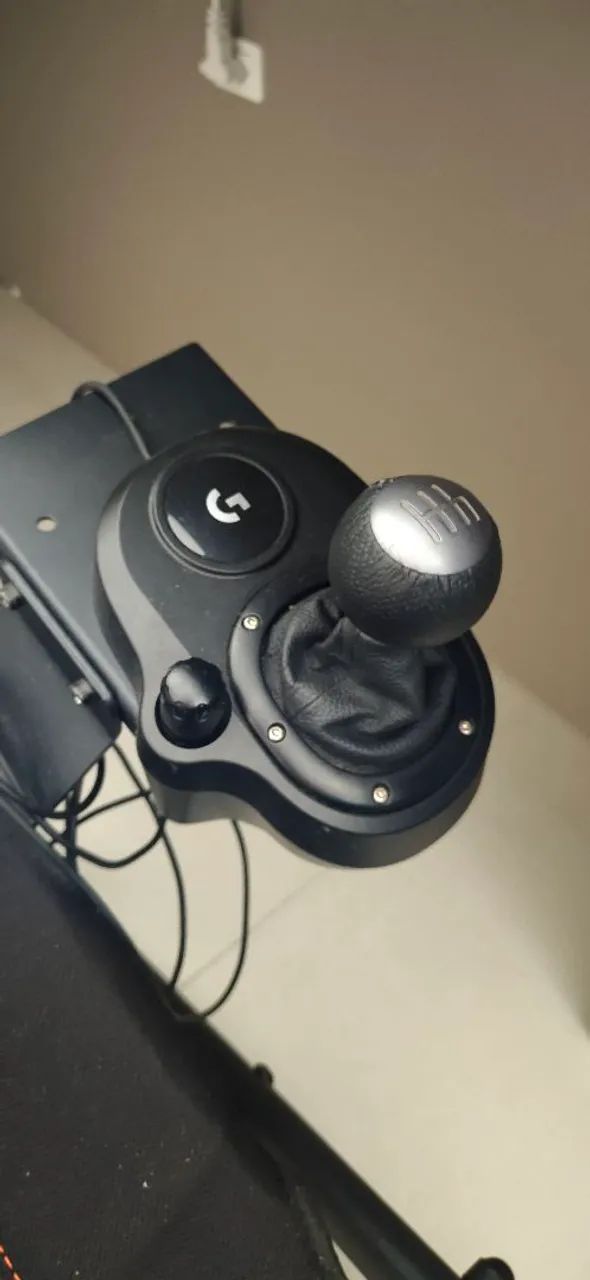 Volante Logitech G923 + Cockpit  - Foto 5