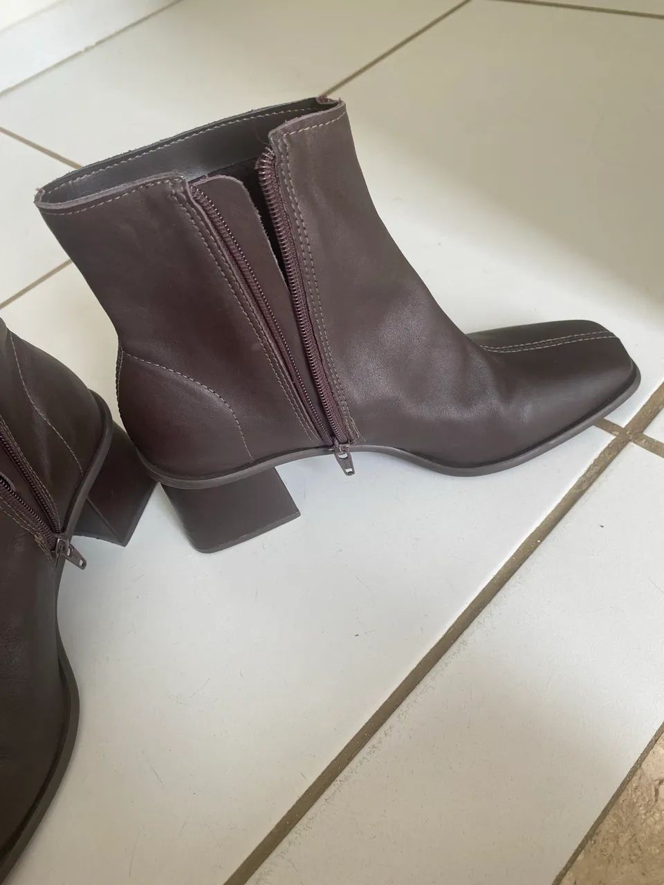 Bota em couro - Foto 4