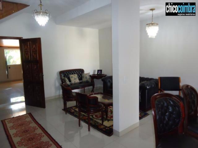 Sobrado no Setor Coimbra, 4 suítes amplas, 4 salas, escritório, área de lazer, porcelanato - Foto 5