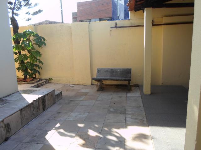 Montese casa, 250m², 3 quartos (sendo 2 suítes), wc social, cozinha, 3 vagas de garagem. - Foto 3