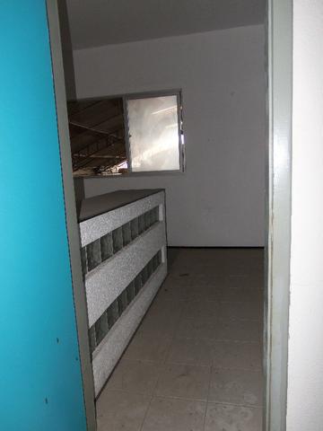 Vendo Galpão no Montese, Medindo 19 x 40, na Av. Gomes de matos - Foto 12