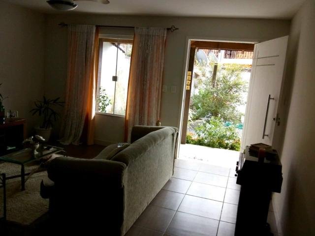 Vendo Casa em Angra dos Reis (dois pavimentos) - Foto 5