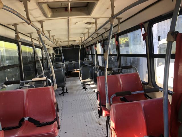 Ônibus urbano/ troco - Foto 8