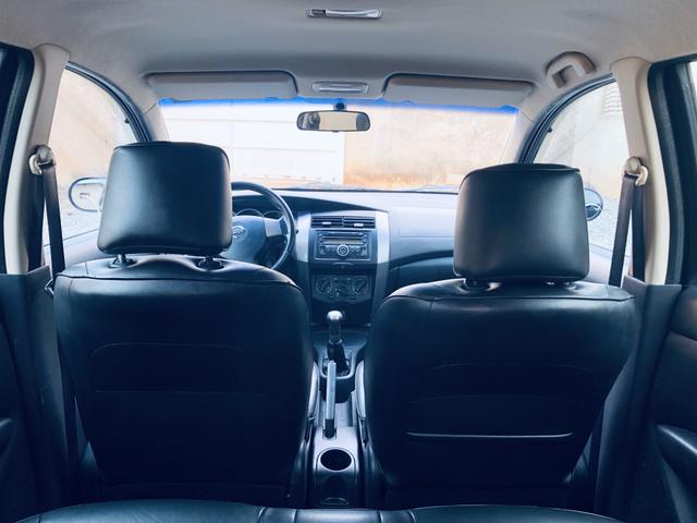 Nissan Livina x-gear sl 2011 ipva 19 pago !! - Foto 8