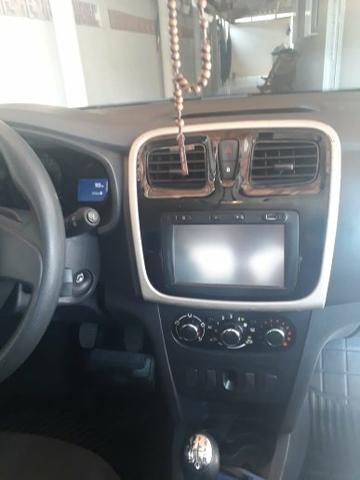 Sandero 15/15