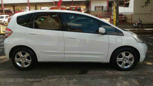 Honda Fit 1.4 LX Flex Ano 2011 Completo - Foto 3