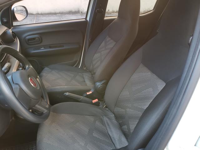 Fiat Mobi Like 1.0 ano 2018 estado de zero - Foto 15