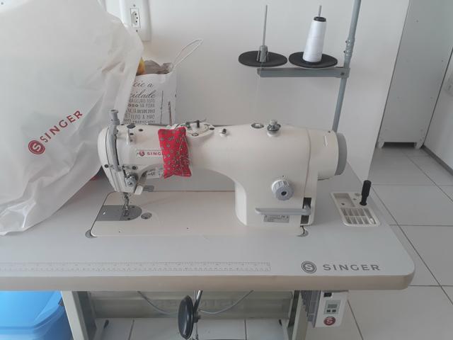 Maquina de costura reta industrial