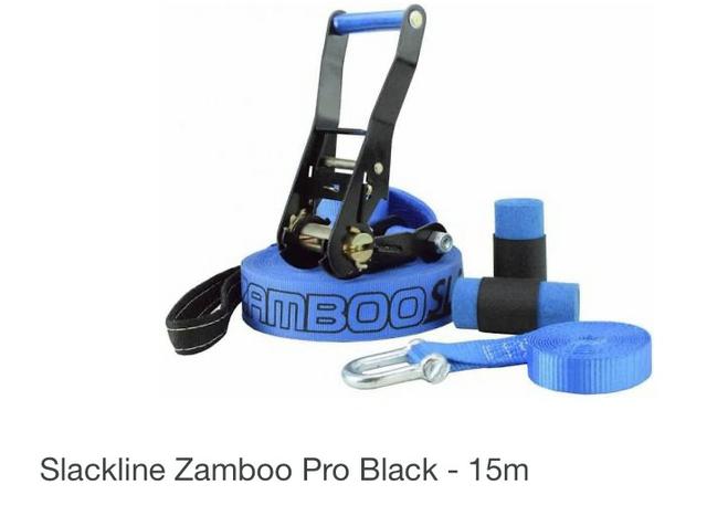 Vendo Slackline do modelo da foto