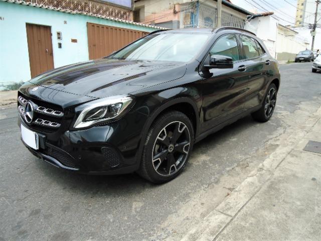 Mercedes-Benz GLA Night 200 1.6 Turbo Flex Aut. estado Zero
