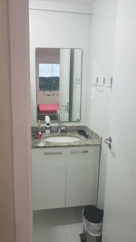 Alugo apartamento de 2 quartos na estrada do coco em frente ao Shopping Busca Vida - Foto 8