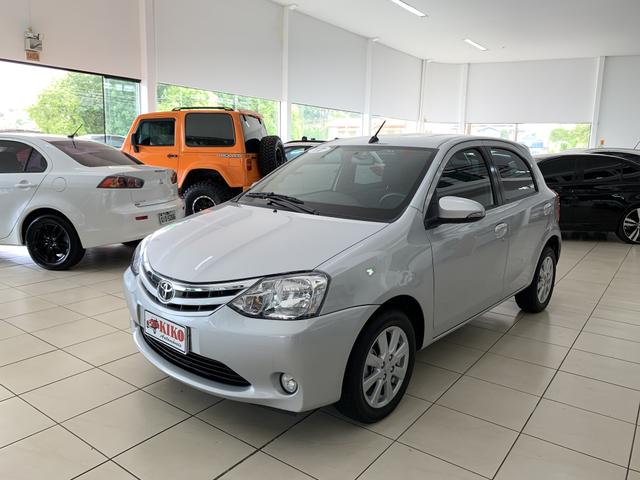 Toyota Etios HB 1.5 Xls Automático 2017 - Foto 3