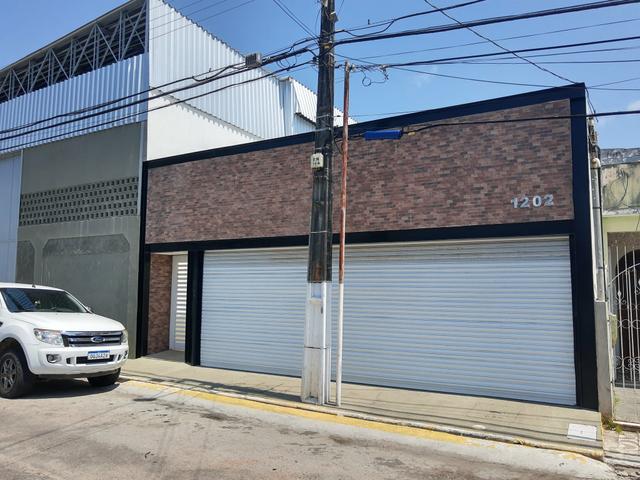 Vendo casa de escritório prox. a Av san R$450mil + Galpão anexo R$750Mil oportunidade