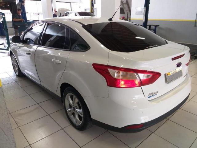 Focus Sedan 2.0 16V/2.0 16V Flex 4p Aut - Foto 3