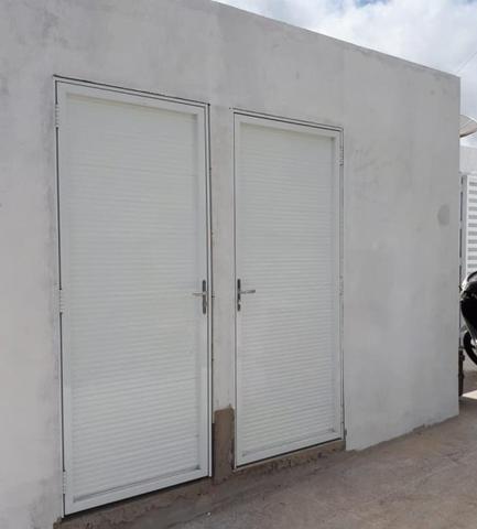 Portão de alumínio e porta - Foto 4