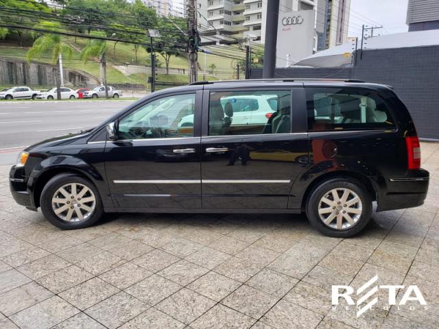 CHRYSLER TOWN & COUNTRY 3.8 V6 AUT - Foto 5