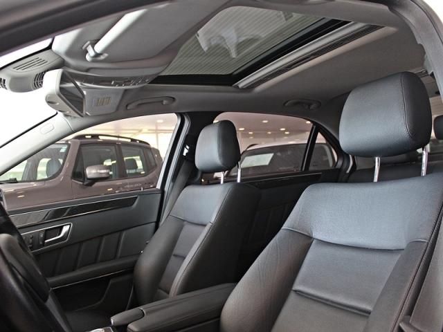 Mercedes E 250 1.8 CGI AvantGarde 4P - Foto 6