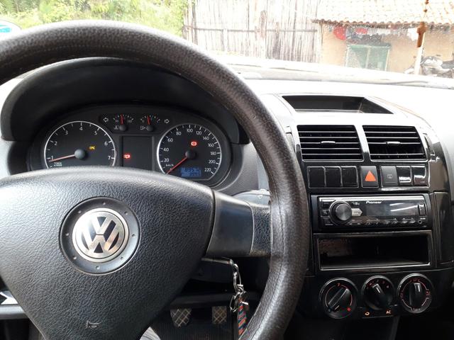 Vw polo hatch 1.6 - Foto 3